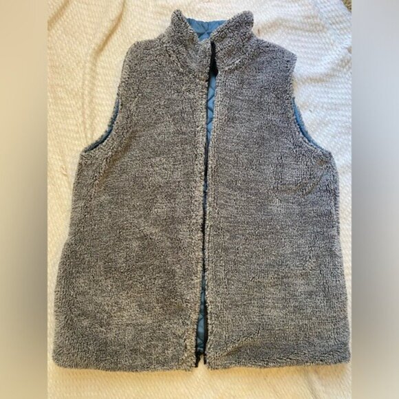 Simply Southern Reversible Quilted Vest With Sherpa Lining Blue & Gray Size L - Picture 3 of 7